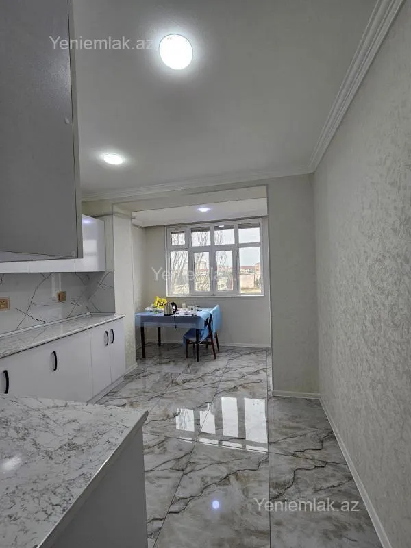 Satılır 3 otaqlı köhnə tikili 73 m²