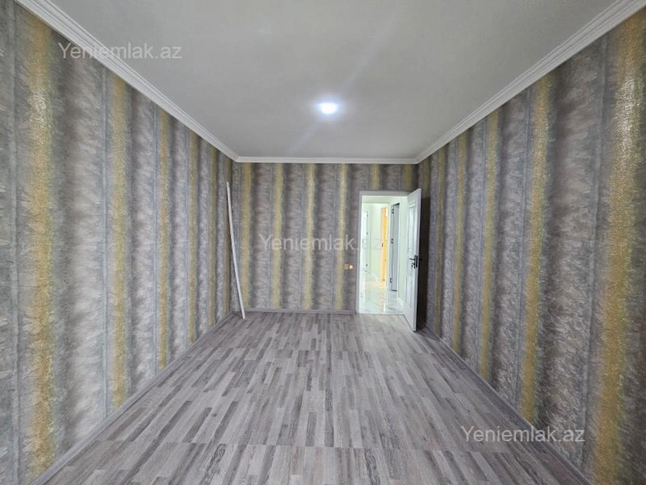 Satılır 3 otaqlı köhnə tikili 73 m²