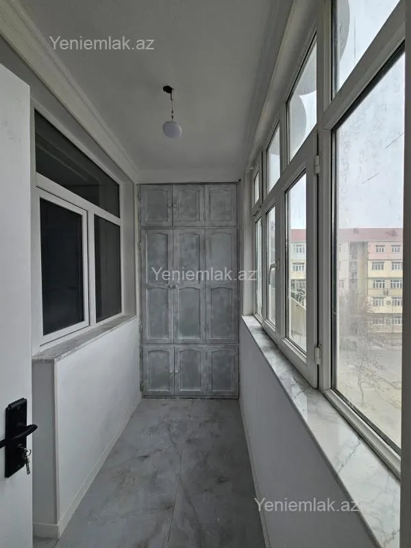 Satılır 3 otaqlı köhnə tikili 73 m²