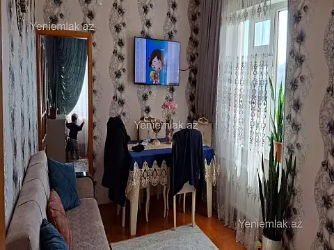 Satılır 3 otaqlı köhnə tikili 68 m²