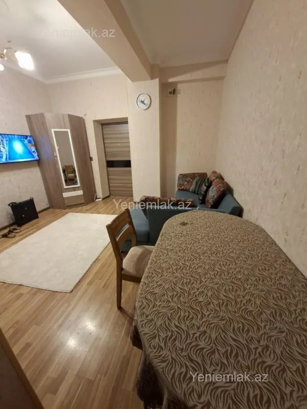 Satılır 1 otaqlı yeni tikili 70 m²