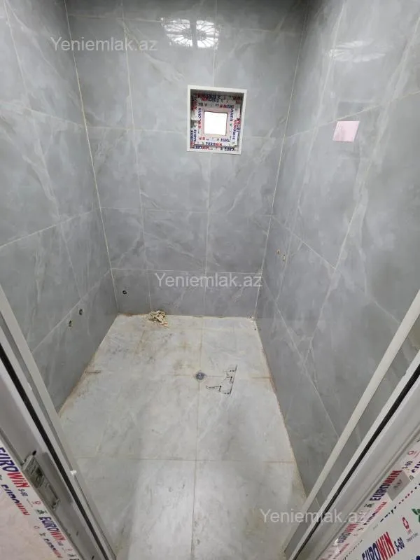 Satılır 5 otaqlı həyət evi 140 m²