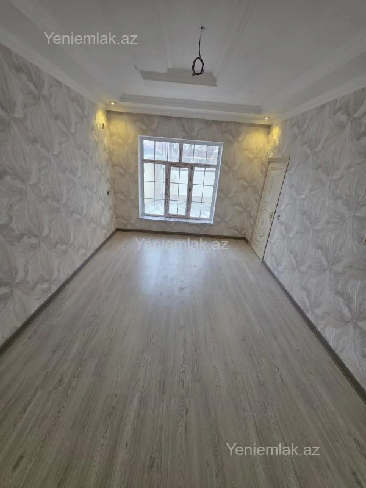 Satılır 5 otaqlı həyət evi 140 m²