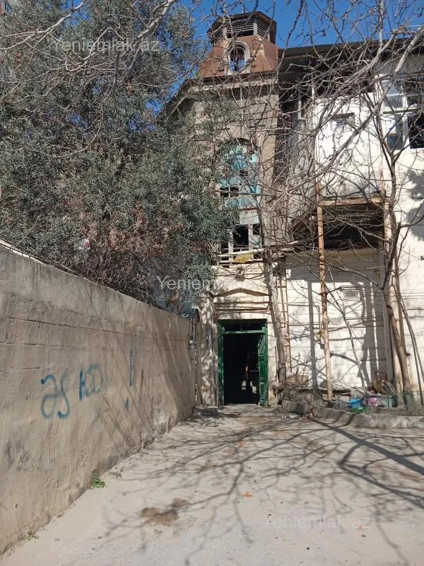 Satılır 1 otaqlı köhnə tikili 47 m²