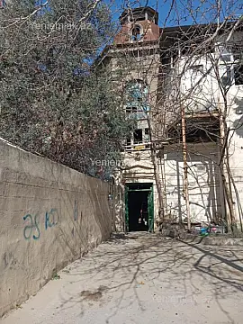 Satılır 1 otaqlı köhnə tikili 47 m²