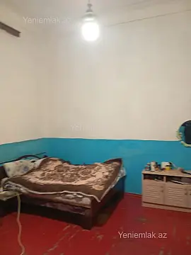 Satılır 1 otaqlı köhnə tikili 47 m²