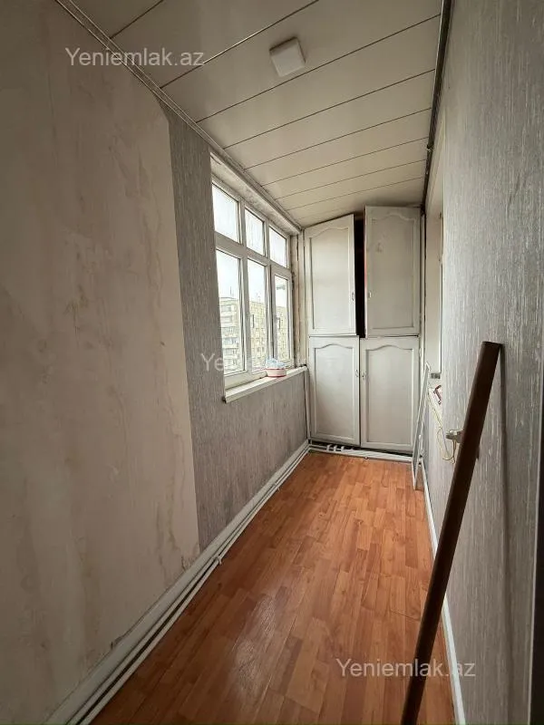 Satılır 2 otaqlı köhnə tikili 60 m²