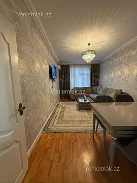 Satılır 2 otaqlı köhnə tikili 60 m²