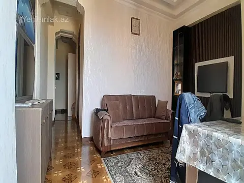 Satılır 3 otaqlı yeni tikili 70 m²