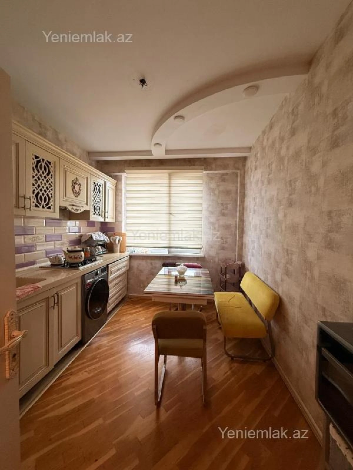 Satılır 3 otaqlı yeni tikili 105 m²