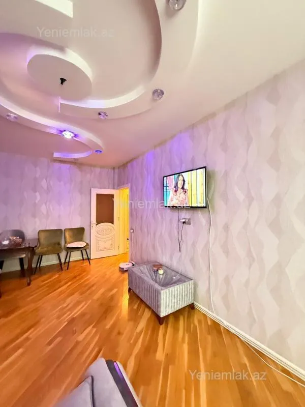 Satılır 3 otaqlı yeni tikili 105 m²