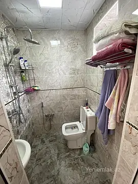 Satılır 5 otaqlı həyət evi 107 m²