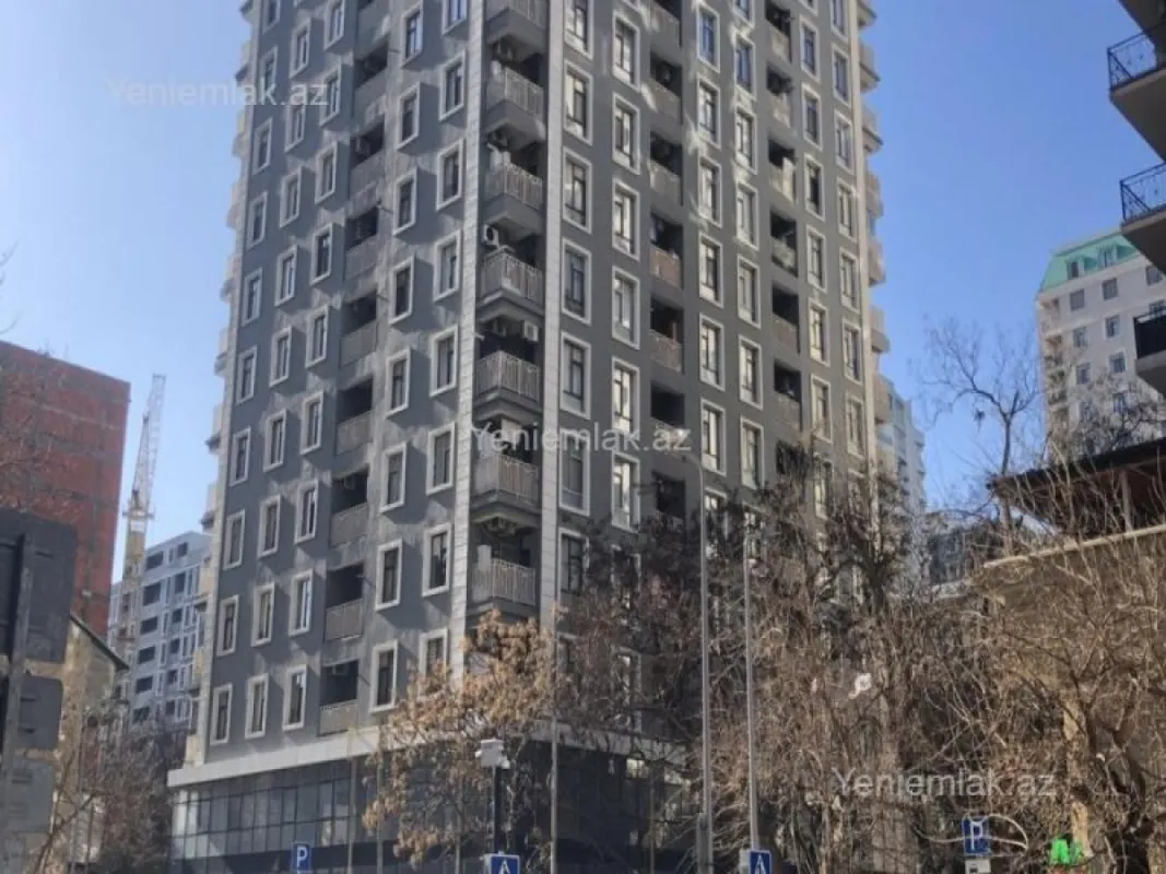 Satılır 3 otaqlı yeni tikili 86 m²