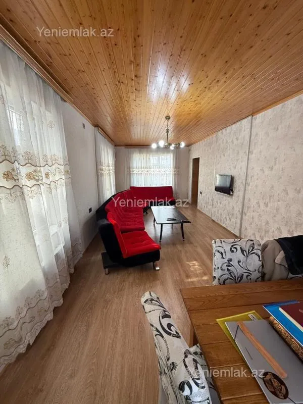 Satılır 4 otaqlı həyət evi 120 m²