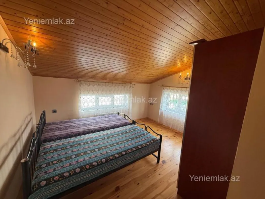 Satılır 4 otaqlı həyət evi 120 m²