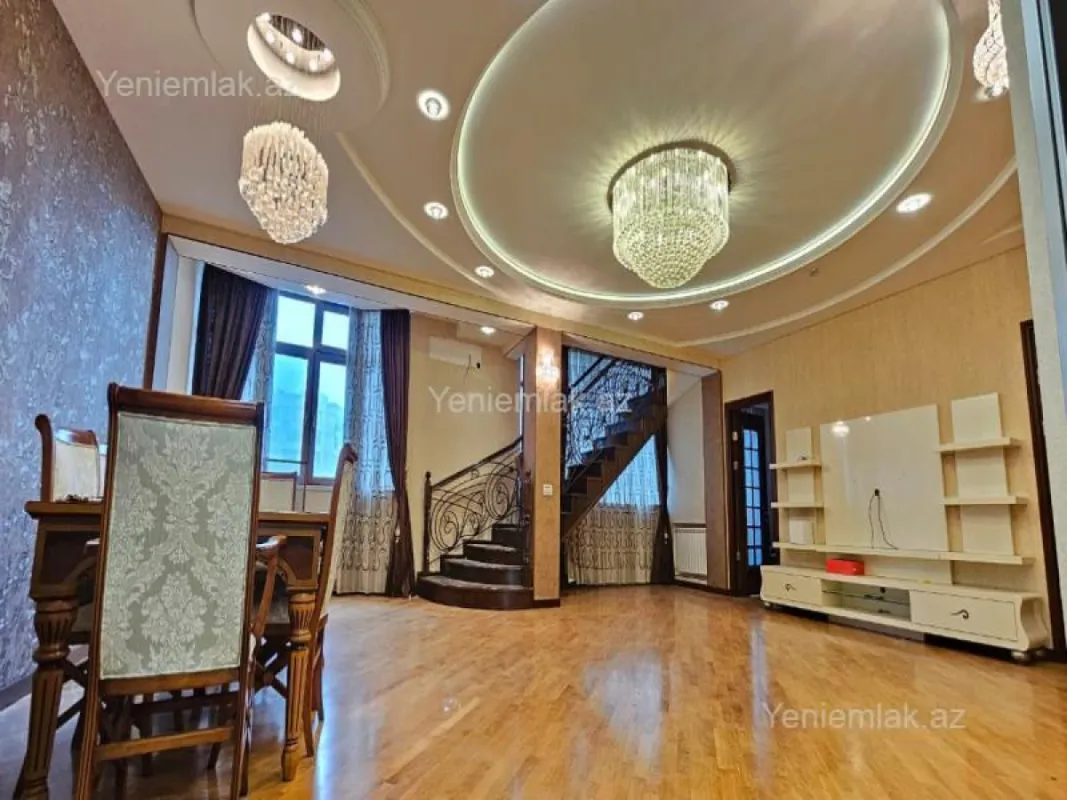 Satılır 6 otaqlı yeni tikili 320 m²