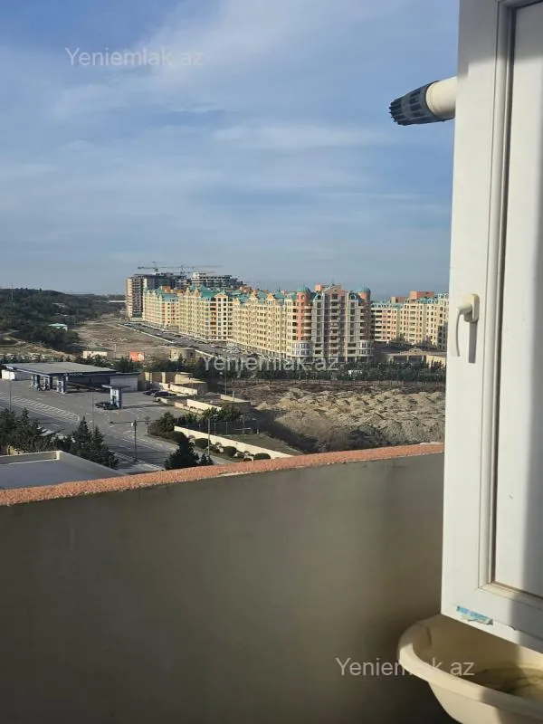 Satılır 2 otaqlı yeni tikili 60 m²