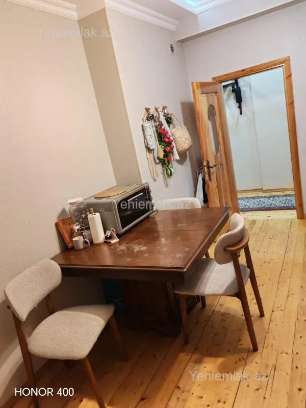 Satılır 2 otaqlı yeni tikili 80 m²