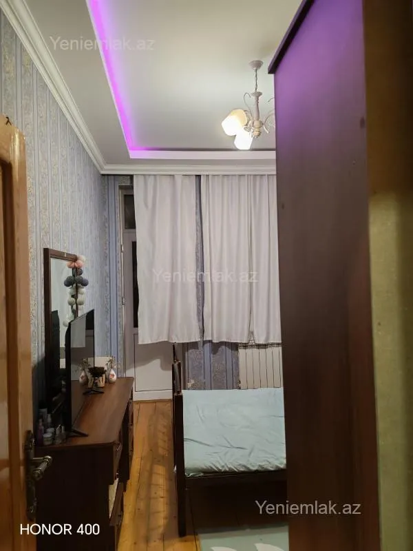 Satılır 2 otaqlı yeni tikili 80 m²