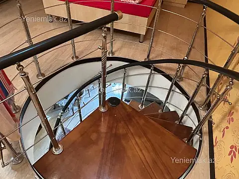 Satılır 2 otaqlı köhnə tikili 45 m²