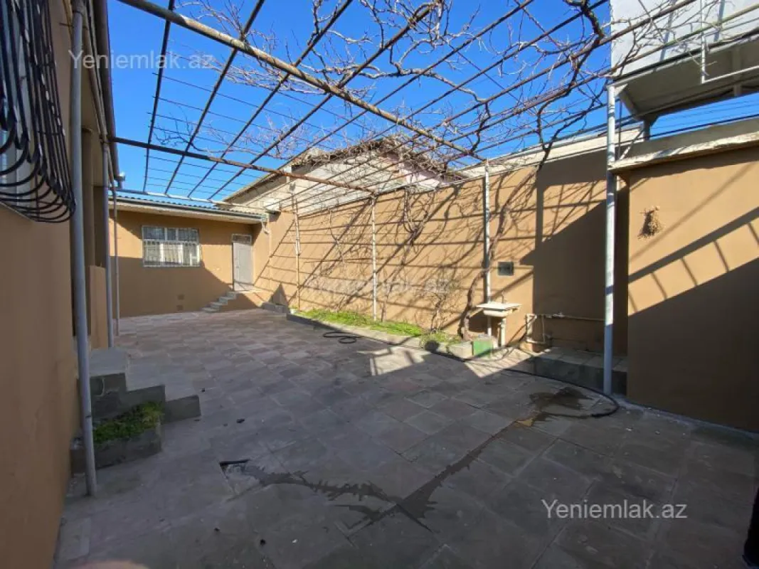 Satılır 5 otaqlı həyət evi 120 m²