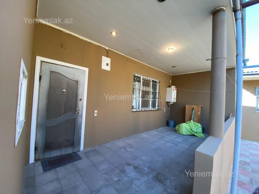 Satılır 5 otaqlı həyət evi 120 m²