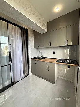 Satılır 3 otaqlı köhnə tikili 68 m²