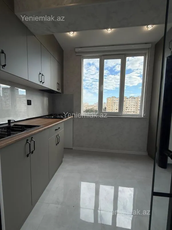 Satılır 3 otaqlı köhnə tikili 68 m²