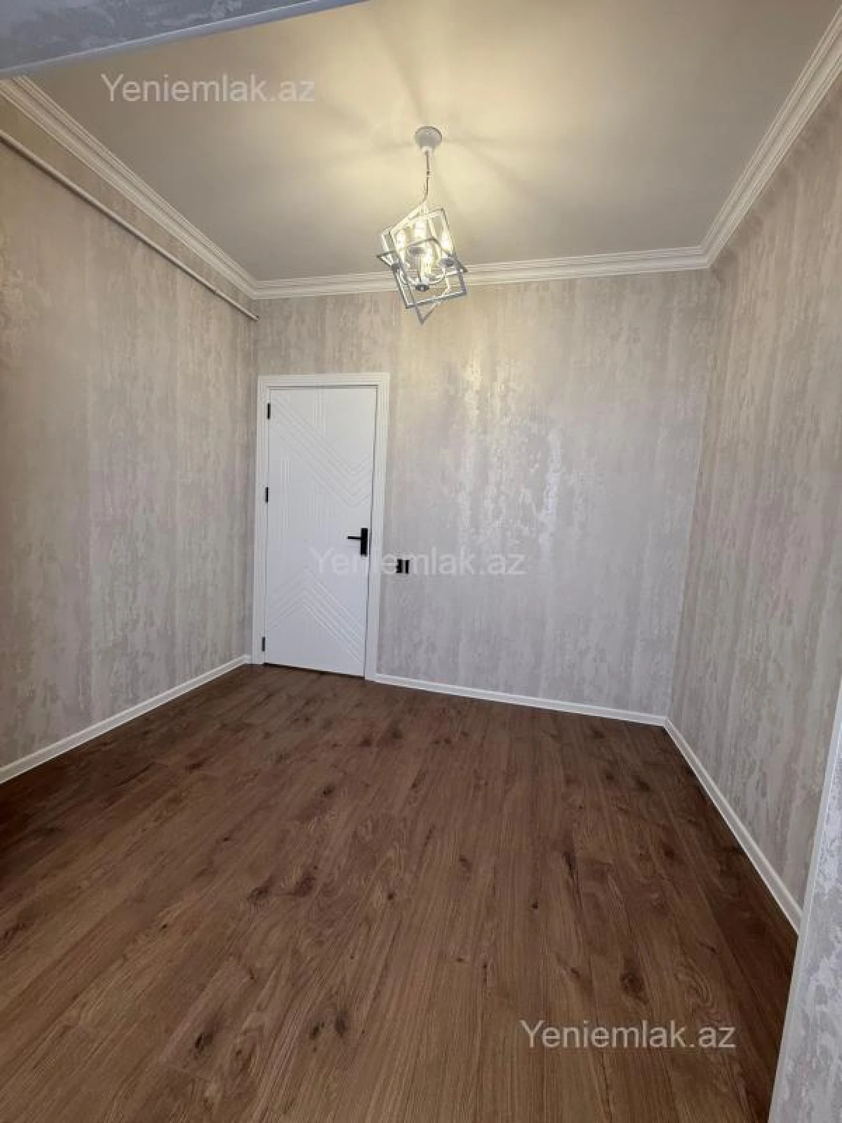 Satılır 3 otaqlı köhnə tikili 68 m²