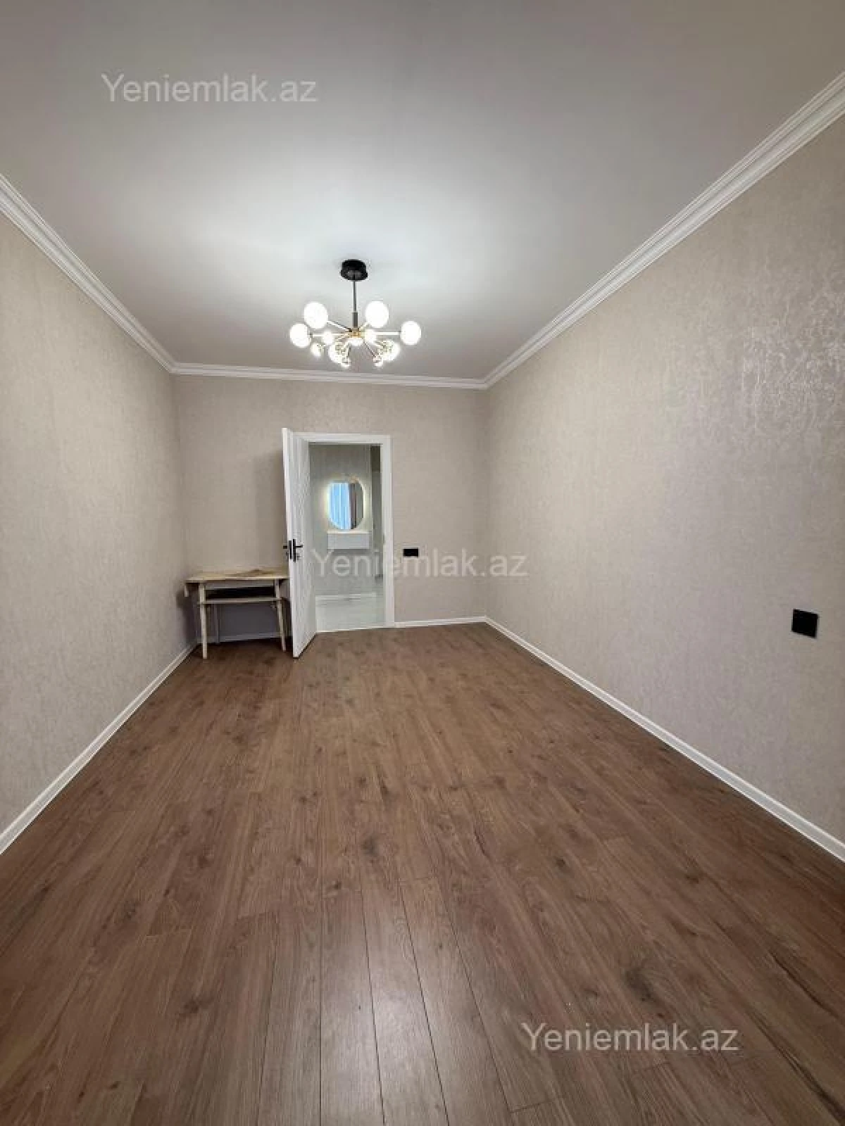 Satılır 3 otaqlı köhnə tikili 68 m²