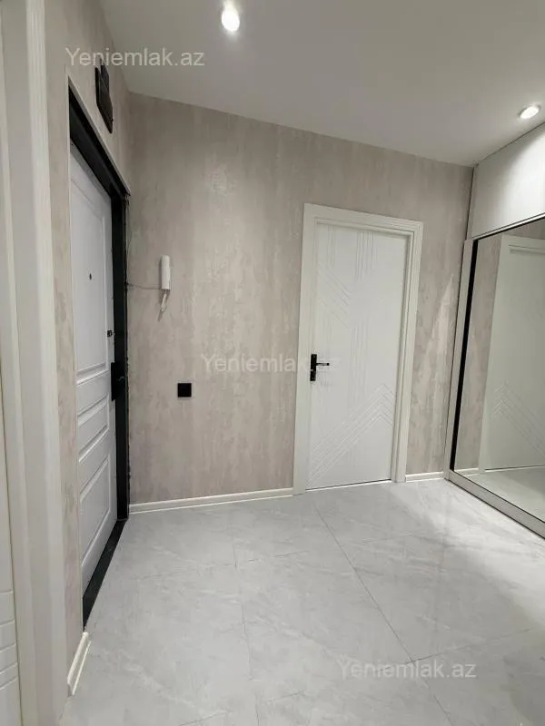 Satılır 3 otaqlı köhnə tikili 68 m²