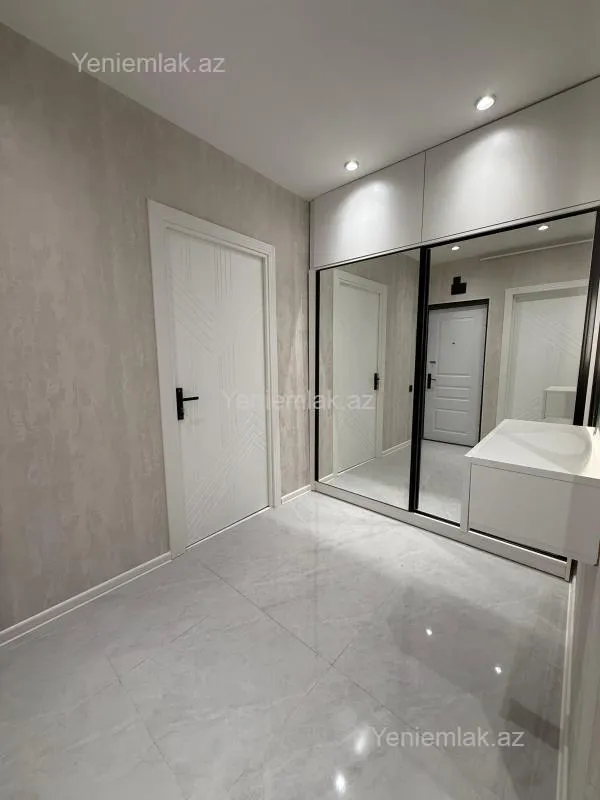Satılır 3 otaqlı köhnə tikili 68 m²