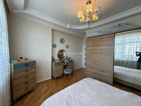 Satılır 3 otaqlı yeni tikili 120 m²