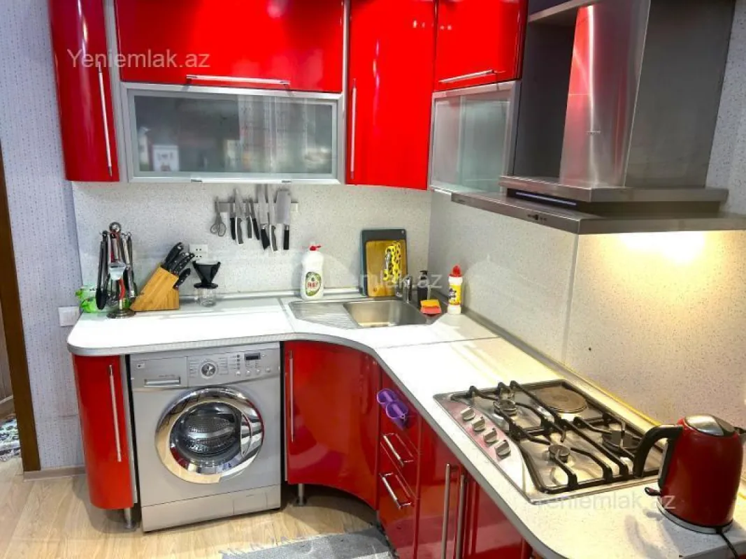 Satılır 1 otaqlı köhnə tikili 50 m²