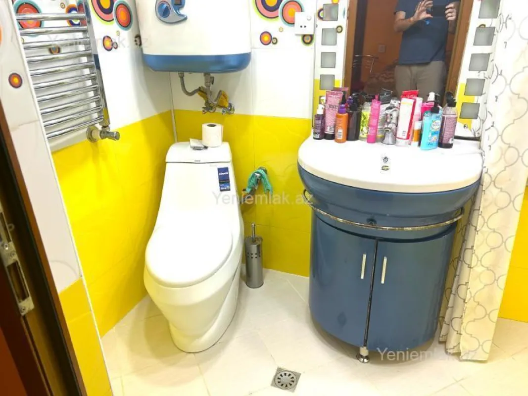 Satılır 1 otaqlı köhnə tikili 50 m²