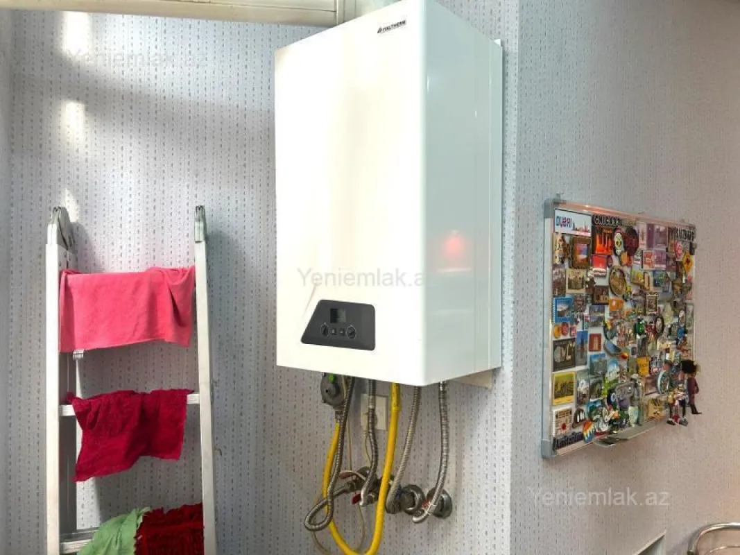 Satılır 1 otaqlı köhnə tikili 50 m²