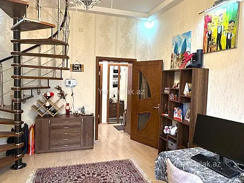Satılır 1 otaqlı köhnə tikili 50 m²