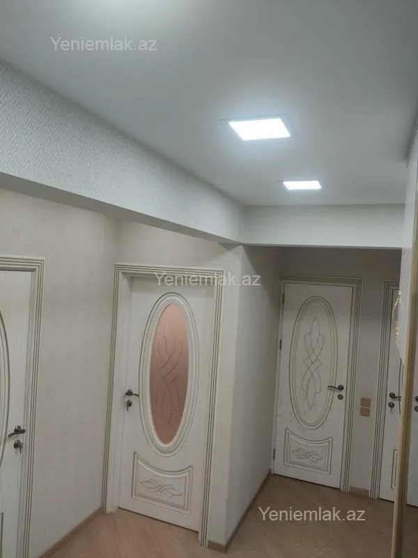 Satılır 3 otaqlı köhnə tikili 85 m²