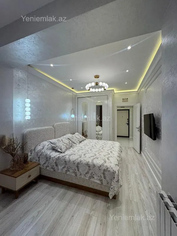 Satılır 3 otaqlı yeni tikili 117 m²