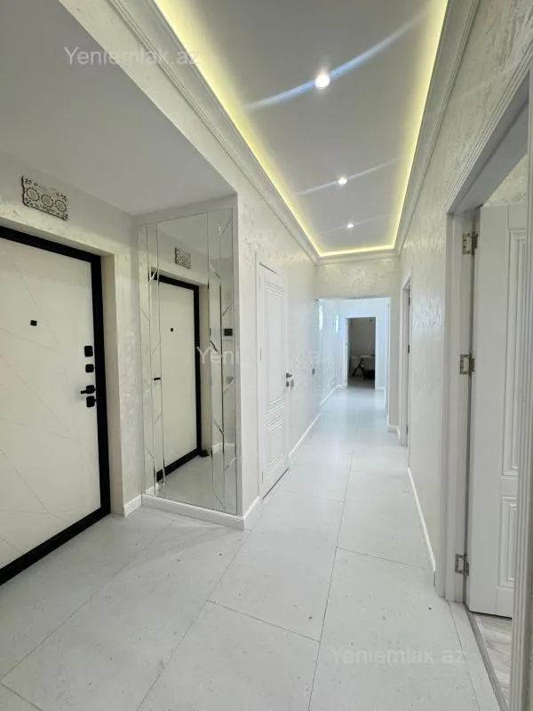 Satılır 3 otaqlı yeni tikili 117 m²