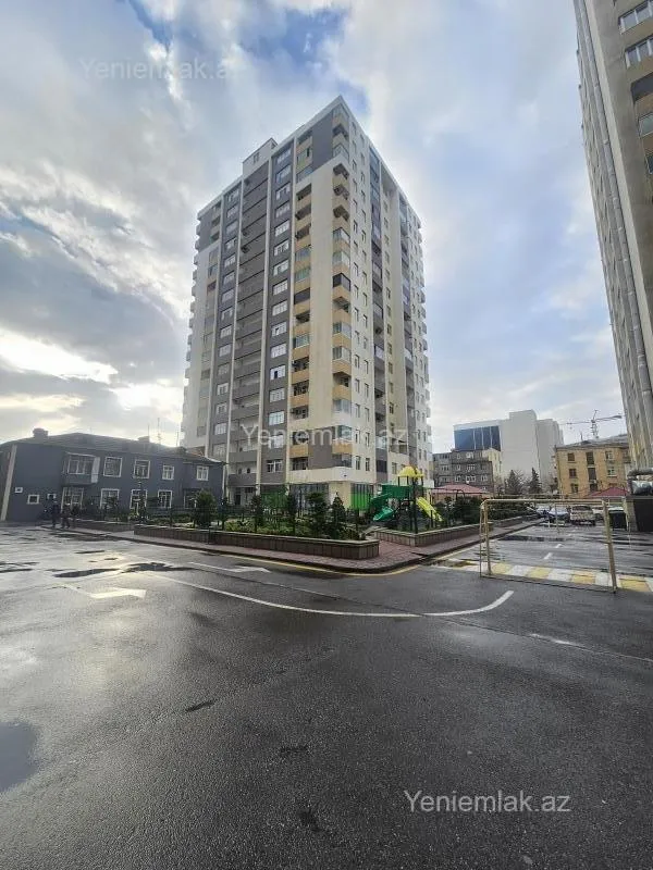 Satılır 3 otaqlı yeni tikili 106 m²