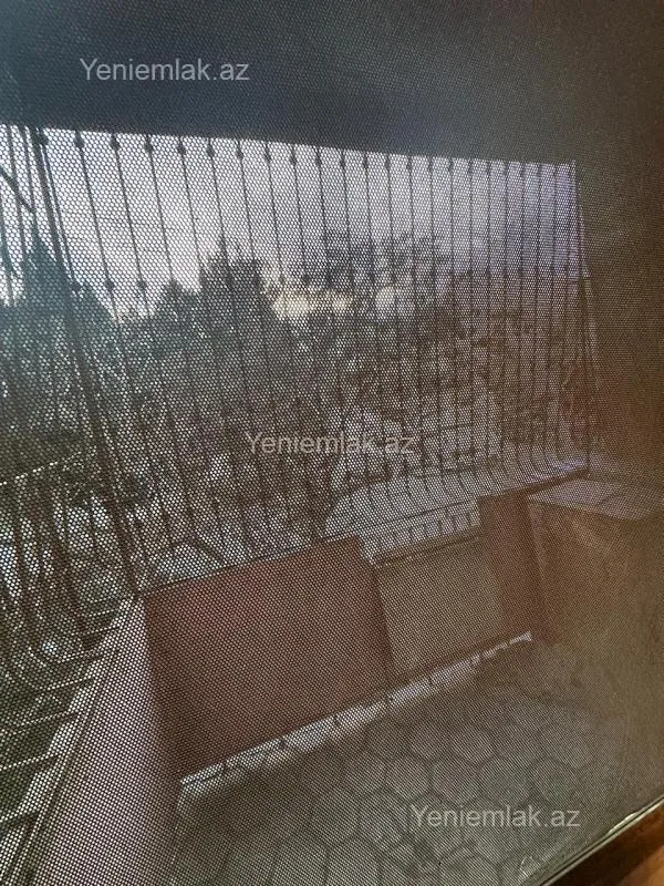 Satılır 2 otaqlı köhnə tikili 55 m²