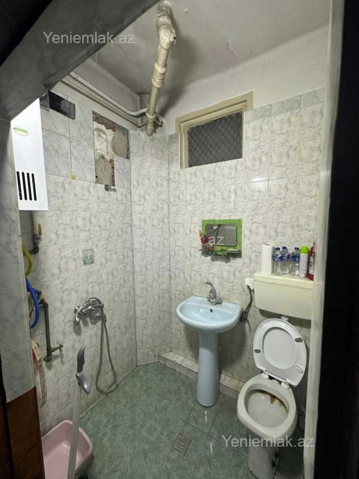 Satılır 2 otaqlı köhnə tikili 55 m²