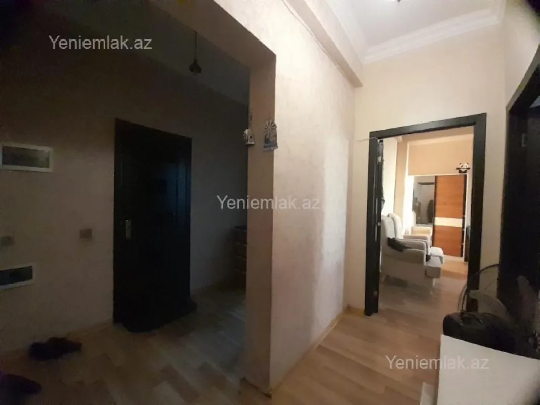 Satılır 3 otaqlı yeni tikili 90 m²