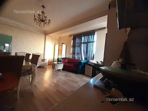 Satılır 3 otaqlı yeni tikili 90 m²
