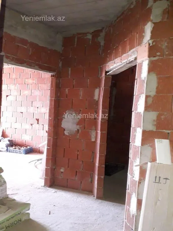 Satılır 2 otaqlı yeni tikili 64 m²