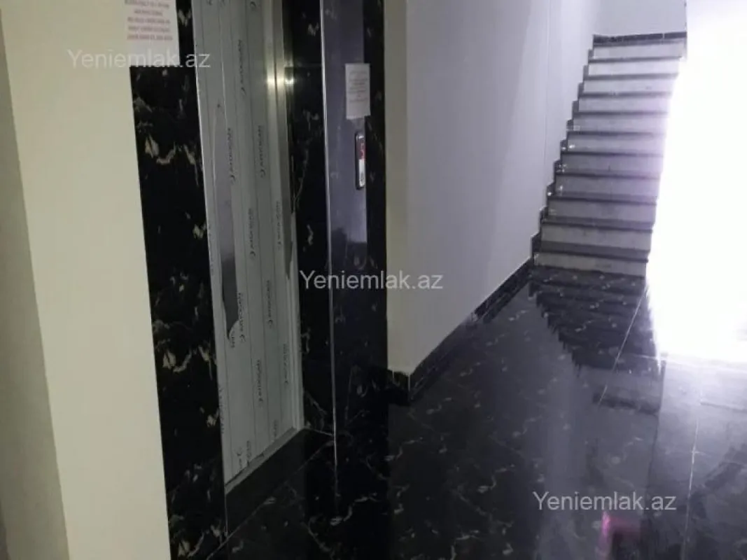 Satılır 2 otaqlı yeni tikili 64 m²