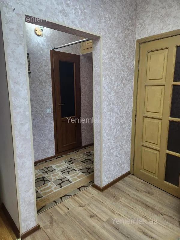 Satılır 3 otaqlı köhnə tikili 85 m²
