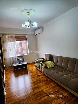 Satılır 3 otaqlı köhnə tikili 85 m²