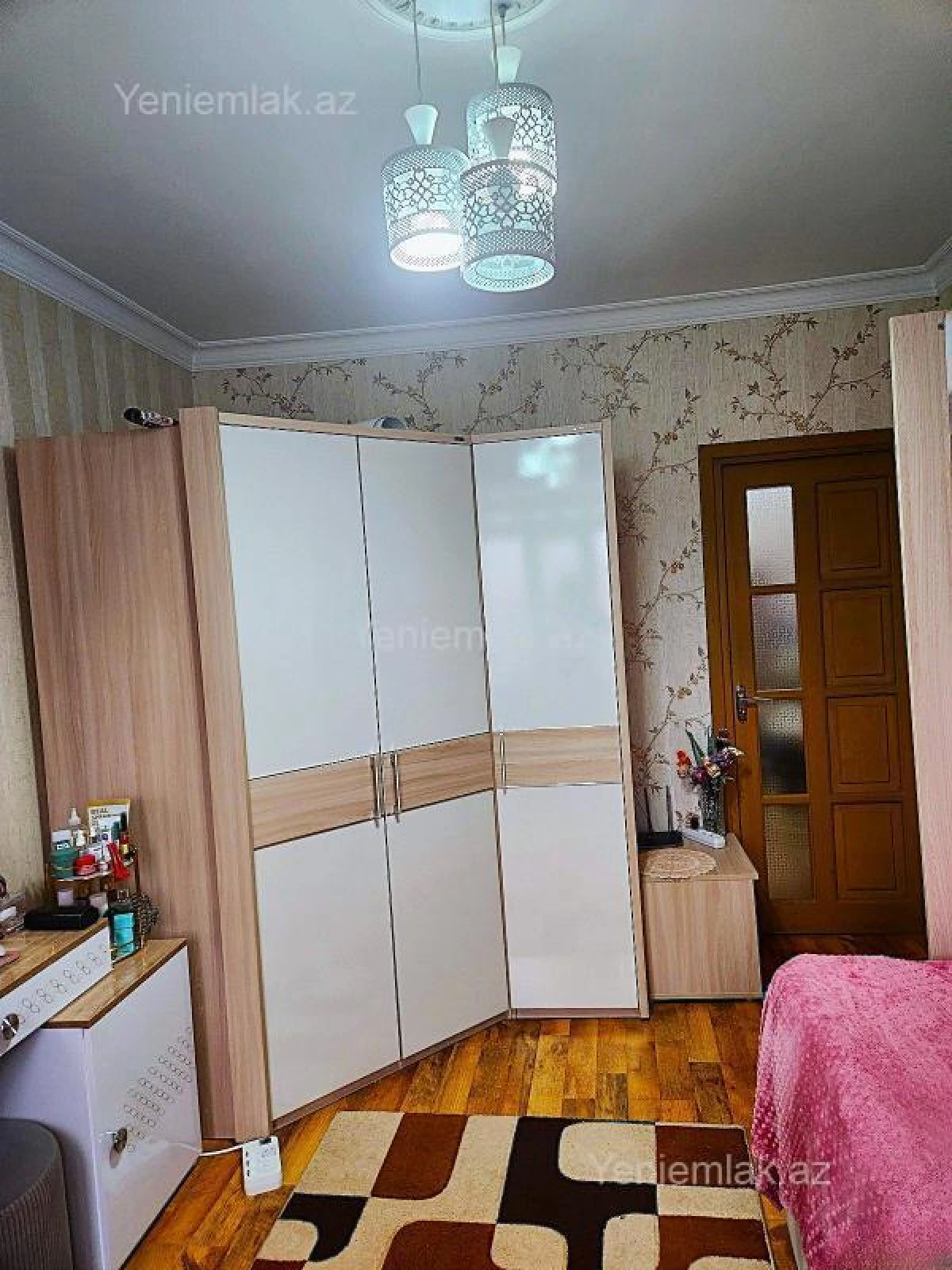 Satılır 3 otaqlı köhnə tikili 85 m²